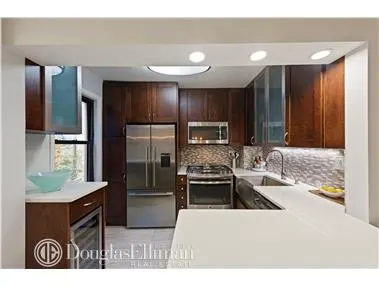 55 East 9th Street