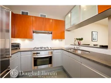 300 East 55th Street