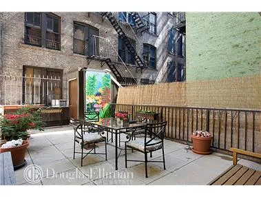 35 East 10th Street