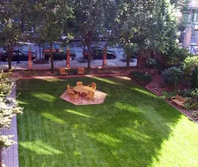 300 Rector Place