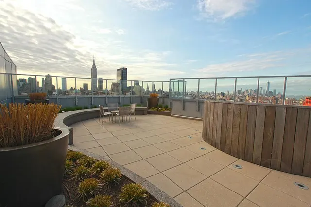 505 West 37th Street