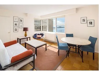 400 East 54th Street