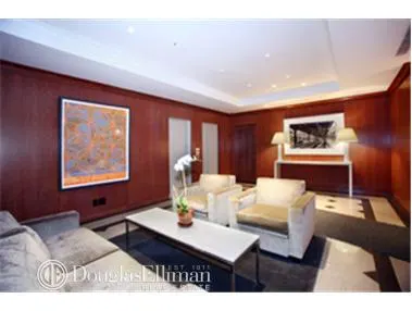 200 East 16th Street