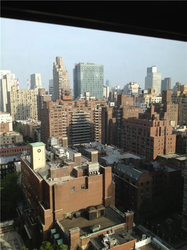 200 East 72nd Street