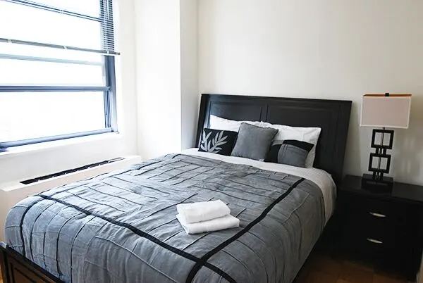 245 East 40 Street