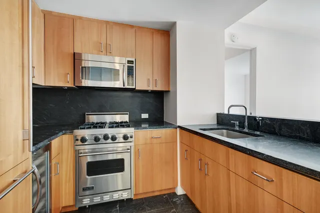 100 West 58th Street