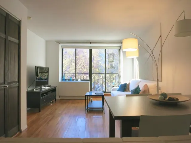 306 Mott Street