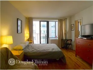 306 Mott Street