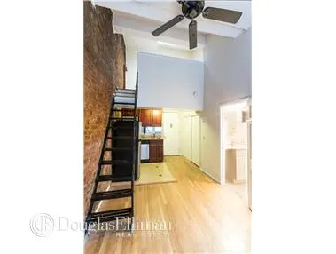 44 9th Avenue