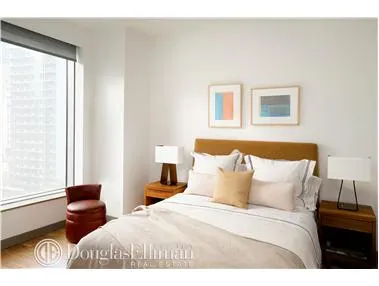8 Spruce Street