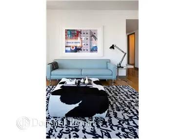 8 Spruce Street
