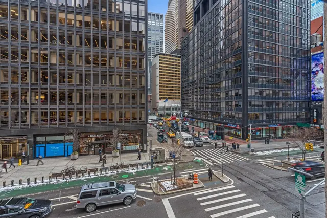 211 West 53rd Street