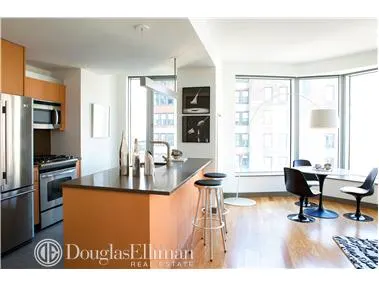 8 Spruce Street