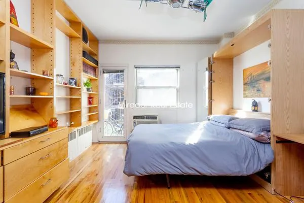 211 Thompson Street