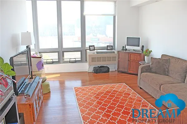 5-49 Borden Avenue