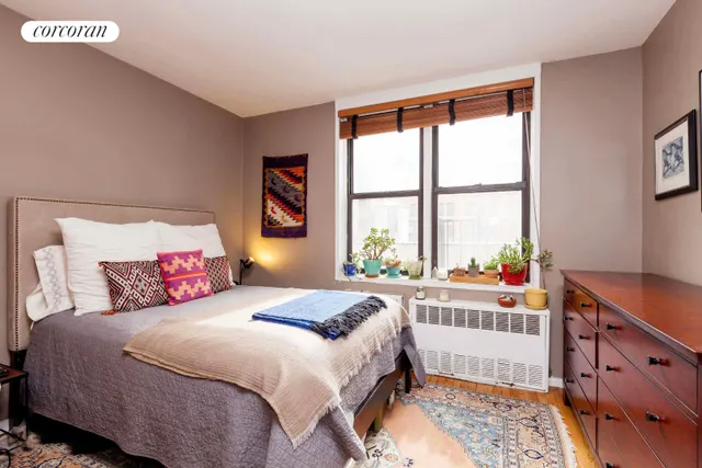 150 East 27th Street