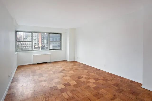 211 East 53rd Street