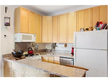 4 Lexington Avenue