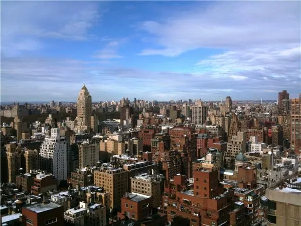 200 East 72nd Street
