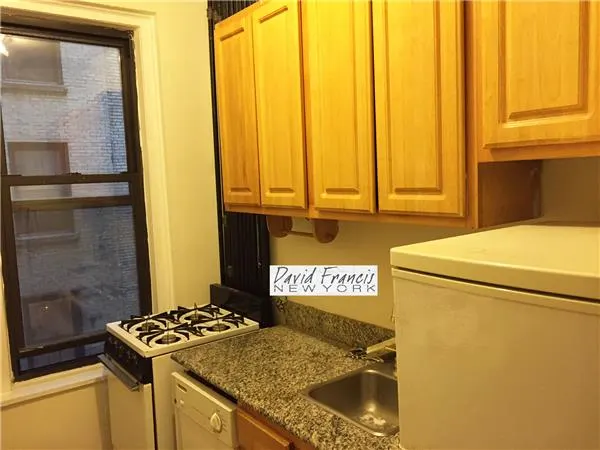201 East 35th Street
