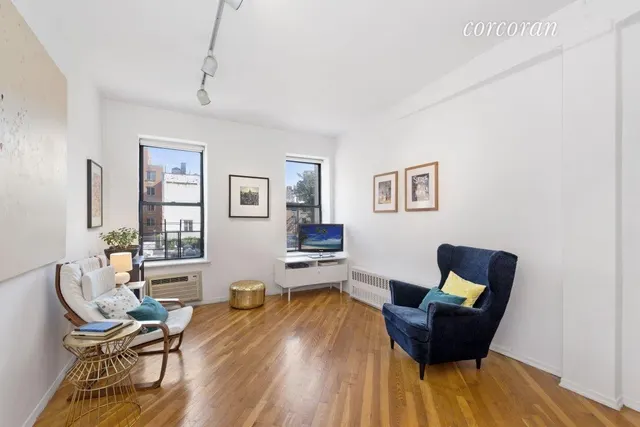 452 West 19th Street