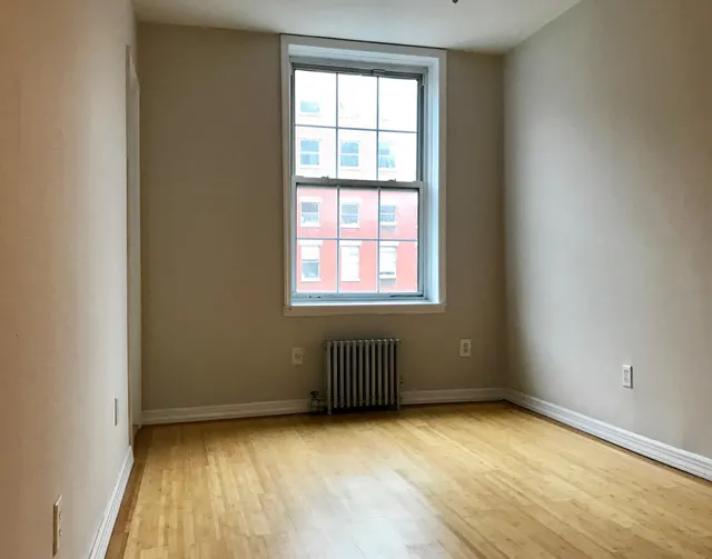 44 9th Avenue