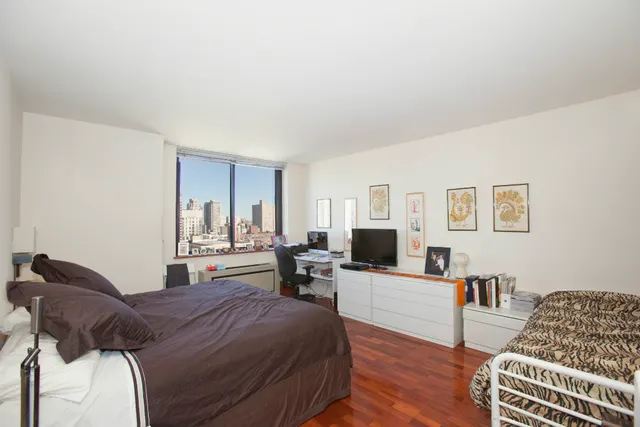 330 East 75th Street