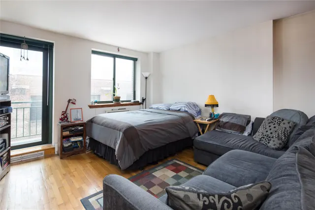 325 West 51st Street