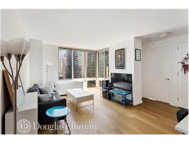 260 West 54th Street