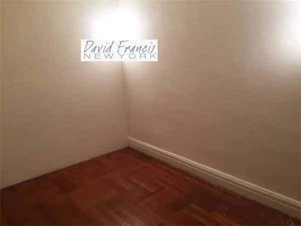 201 East 35th Street