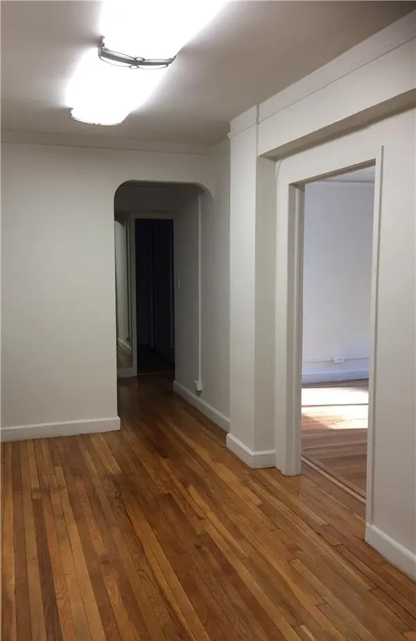 8 East 48th Street
