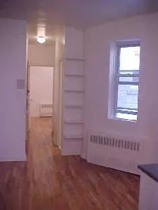 87 Hicks Street