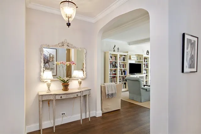 211 West 106th Street