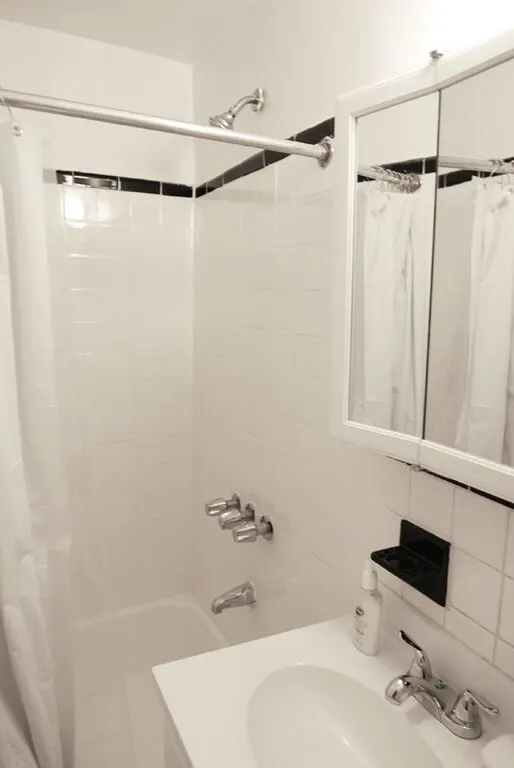 318 East 59th Street