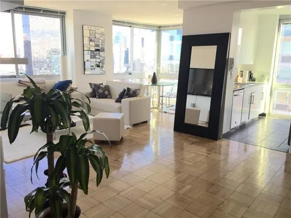 505 West 37th Street