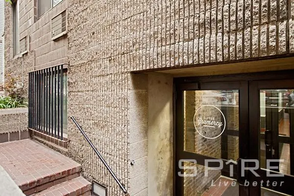 207 East 21st Street
