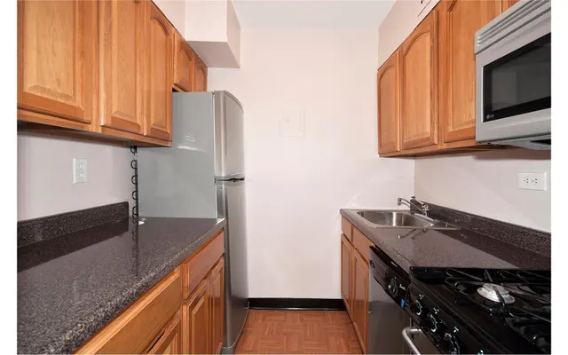 77 West 55th Street