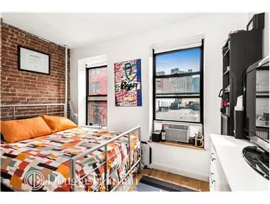 435 West 54th Street