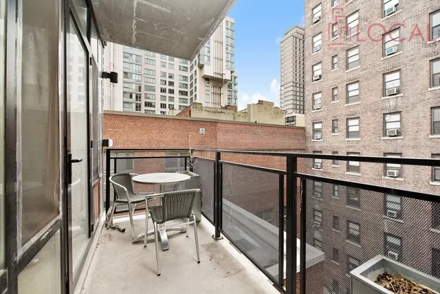 148 East 24th Street