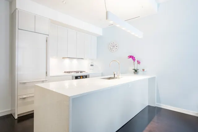 300 East 23rd Street