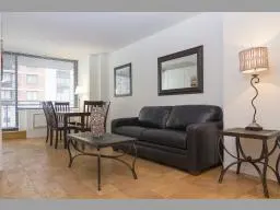 245 East 40 Street