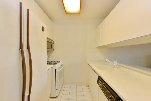 157 East 32nd Street