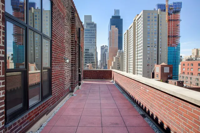 360 East 55th Street