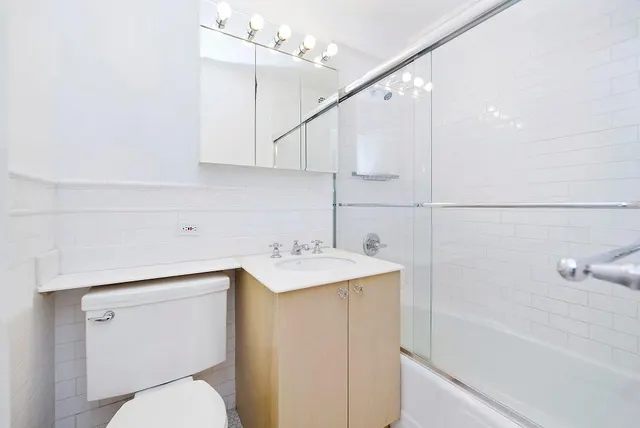 300 East 71st Street