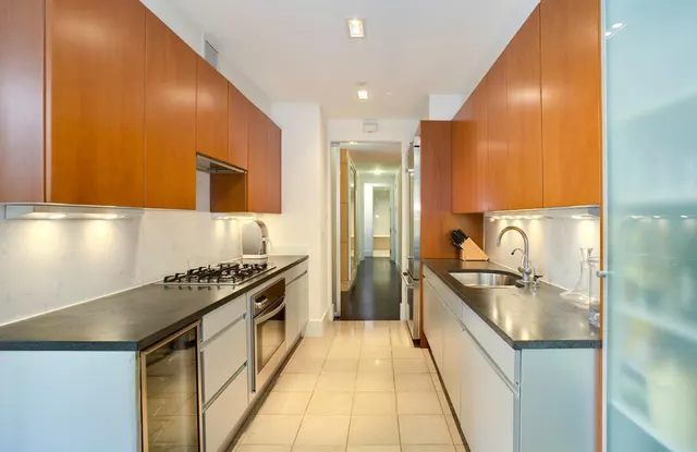 300 East 55th Street