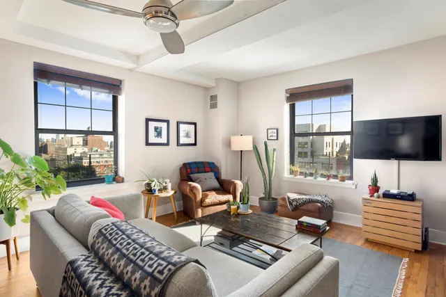 200 East 16th Street