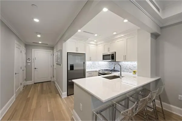 336 East 54th Street