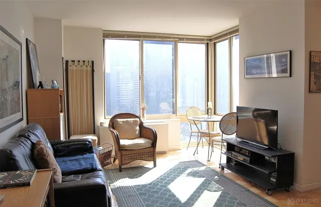 260 West 54th Street