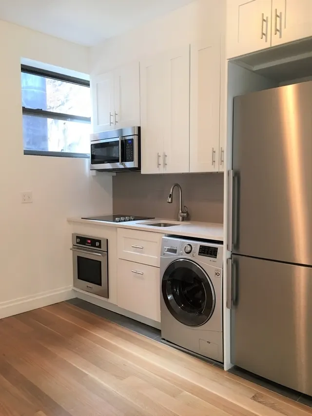 351 East 58 Street