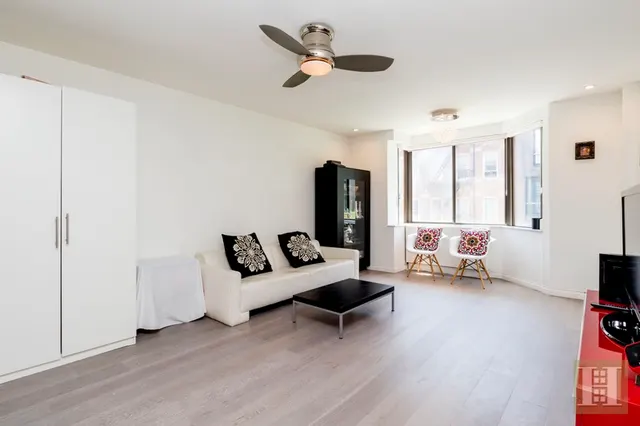 445 West 54th Street